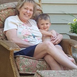 Meet your Posher, Pam